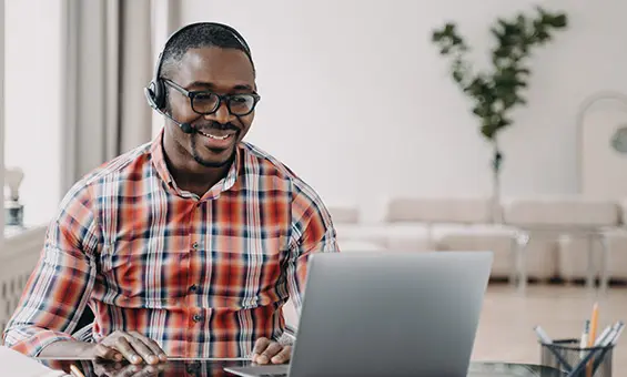 étudiant à distance Etudiant en elearning