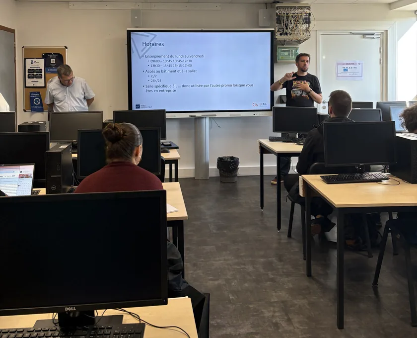 Salle de formation sur le campus ENI École Informatique